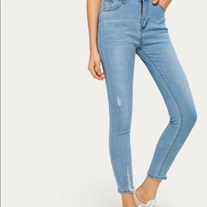 Solid Ripped Crop Jeans